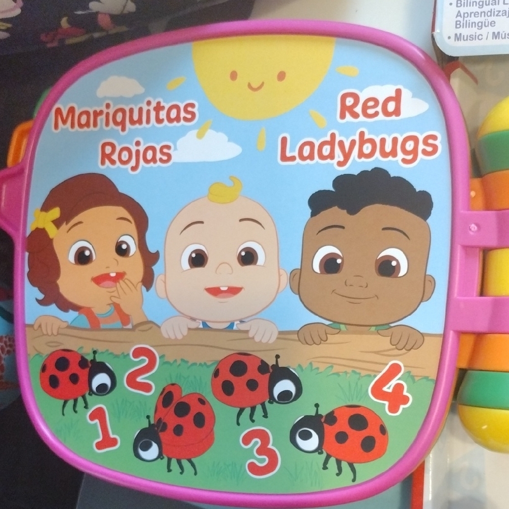 CoComelon Learn With Nina! Interactive Kids Learning Toy - Yellow & Green - Picture 12 of 15